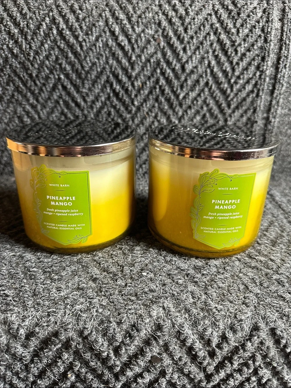 White Barn Pineapple Mango 3 Wick Candle